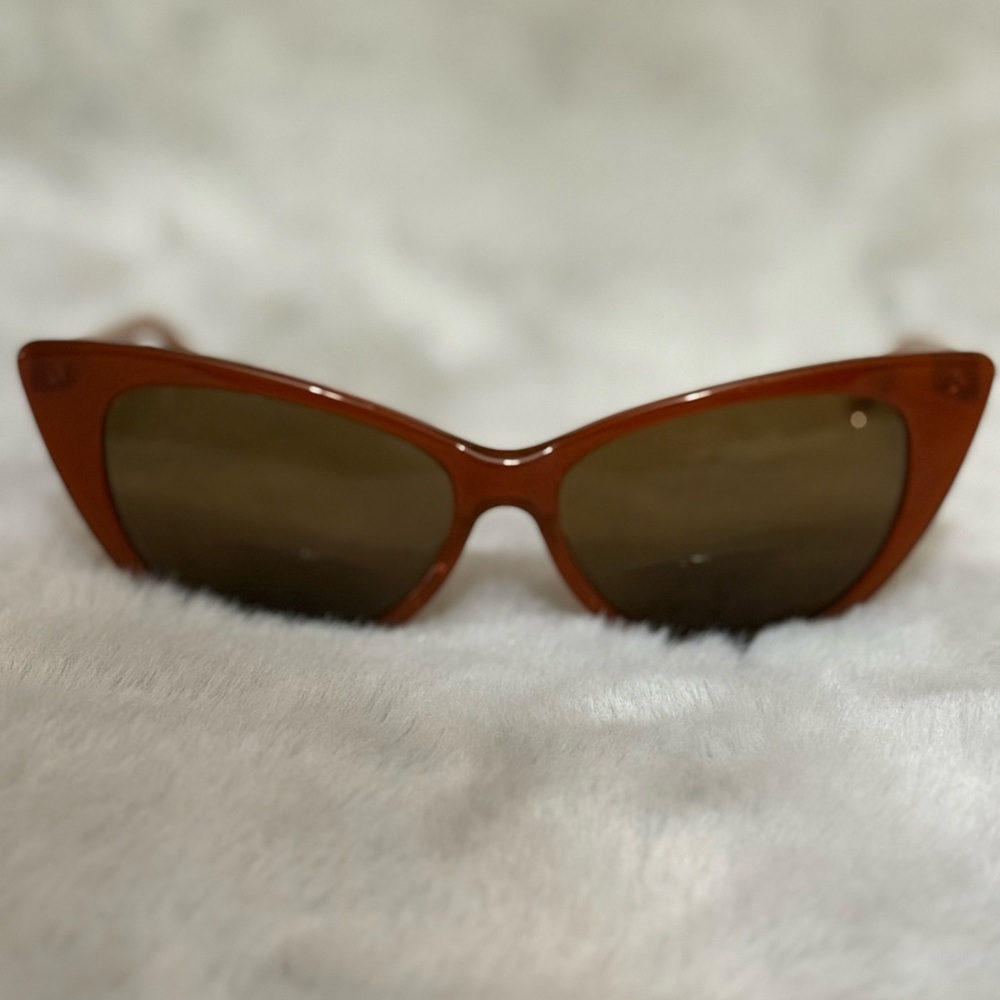 +2.50 Corinne McCormack "Annette" Cat Eye Reading Glasses - Brand New